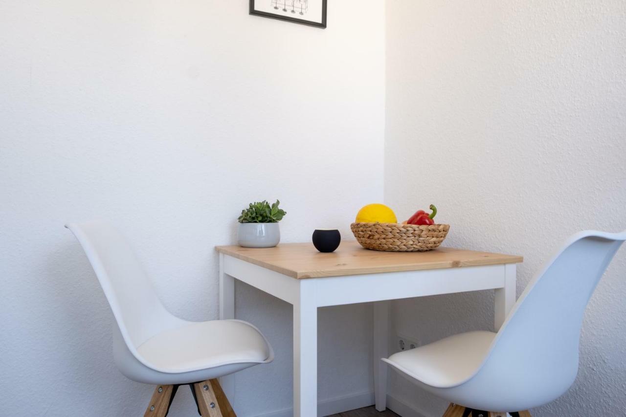 Helles Design-Appartement An Der Messe Essen Bagian luar foto