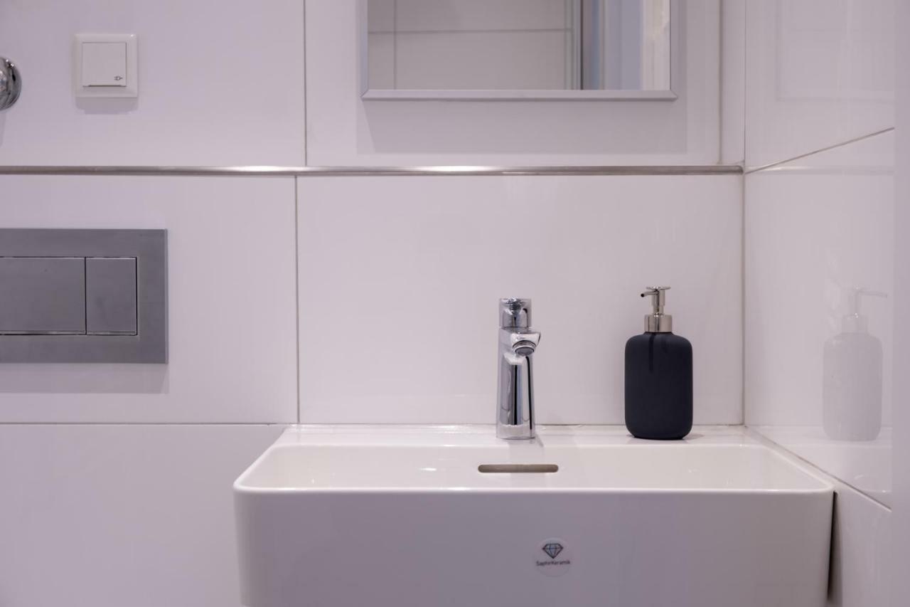 Helles Design-Appartement An Der Messe Essen Bagian luar foto